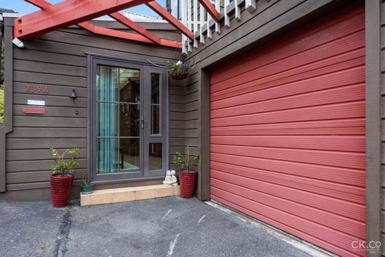 Photo of property in 239a Whites Line East, Waiwhetu, Lower Hutt, 5010