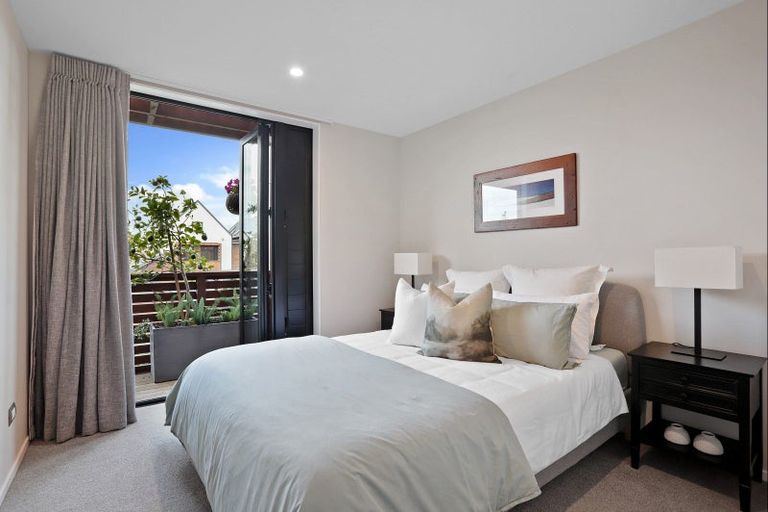 Photo of property in 46 Squadron Drive, Hobsonville, Auckland, 0616