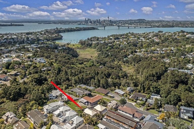Photo of property in 3/24 Wernham Place, Northcote, Auckland, 0626