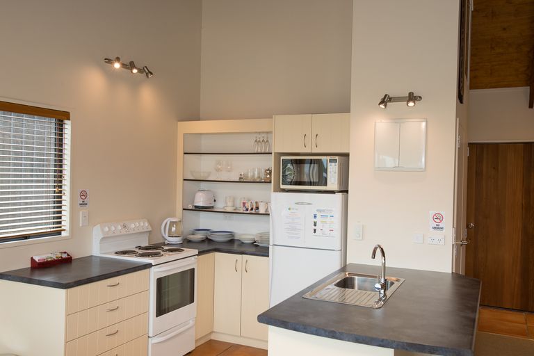 Photo of property in 19 Hamilton Drive, Lake Tekapo, 7999