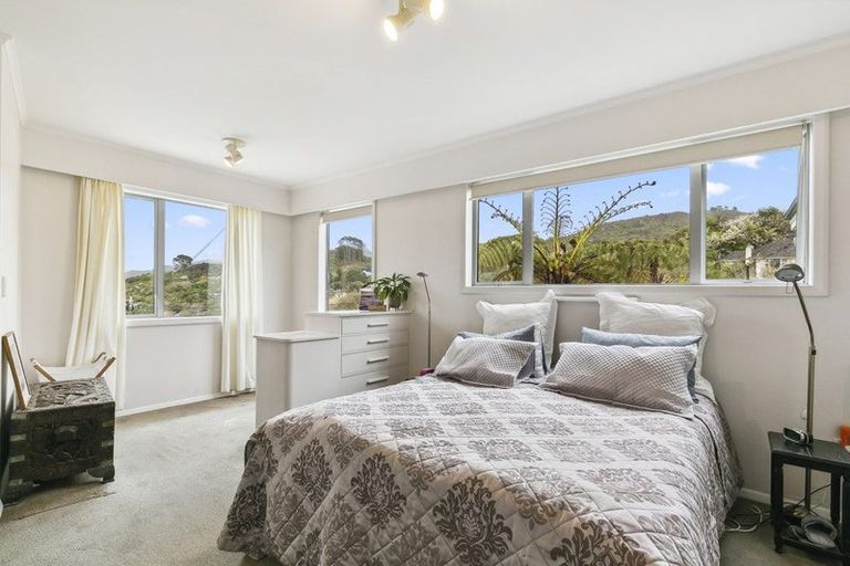 Photo of property in 27 David Crescent, Karori, Wellington, 6012