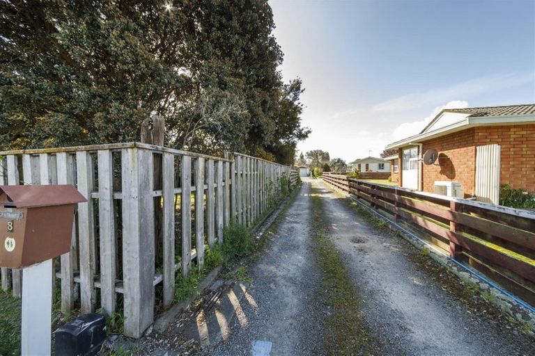 Photo of property in 8 Walker Crescent, Bulls, 4818