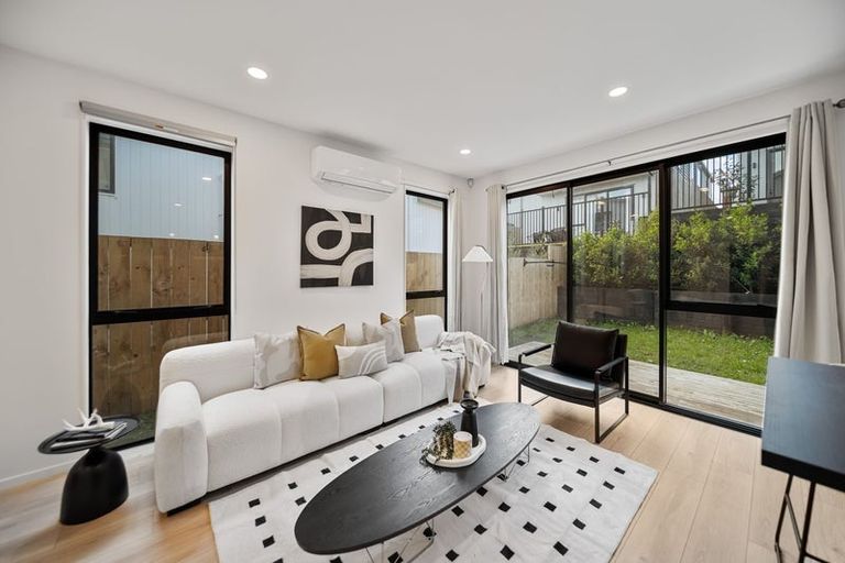 Photo of property in 5 Clara Road, Silverdale, 0932