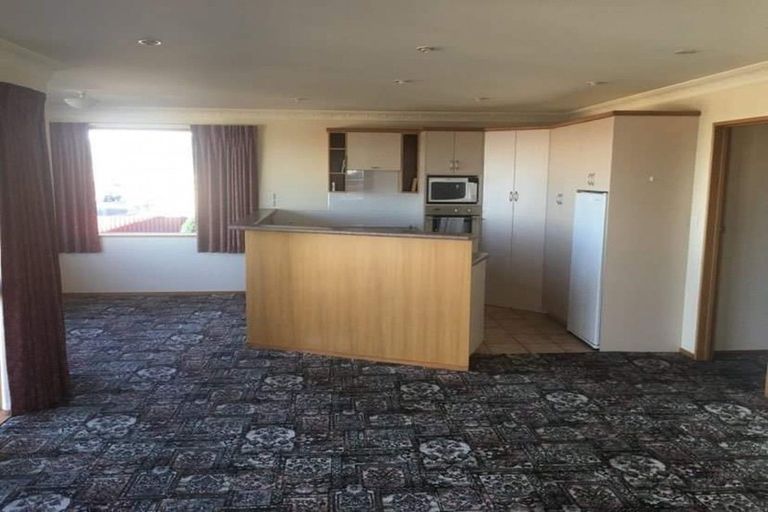 Photo of property in 12 Osborne Street, Riverton/aparima, Riverton, 9822