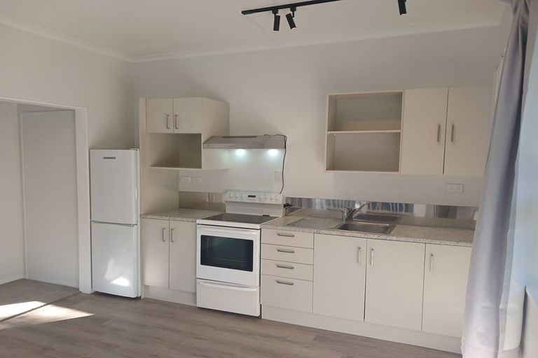 Photo of property in 64 Dorset Avenue, Westown, New Plymouth, 4310