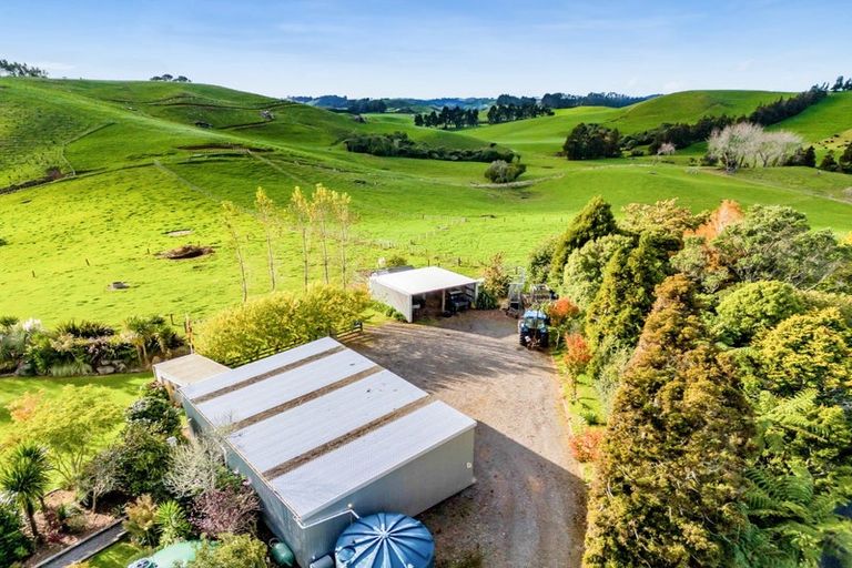 Photo of property in 201 Lincoln Road, Inglewood, 4389