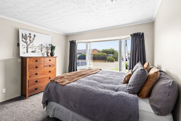 Photo of property in 53 Auckland Road, Greenmeadows, Napier, 4112