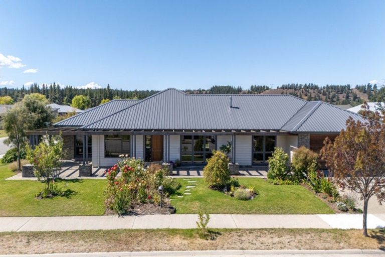 Photo of property in 3 Wildflower Way, Alexandra, 9320