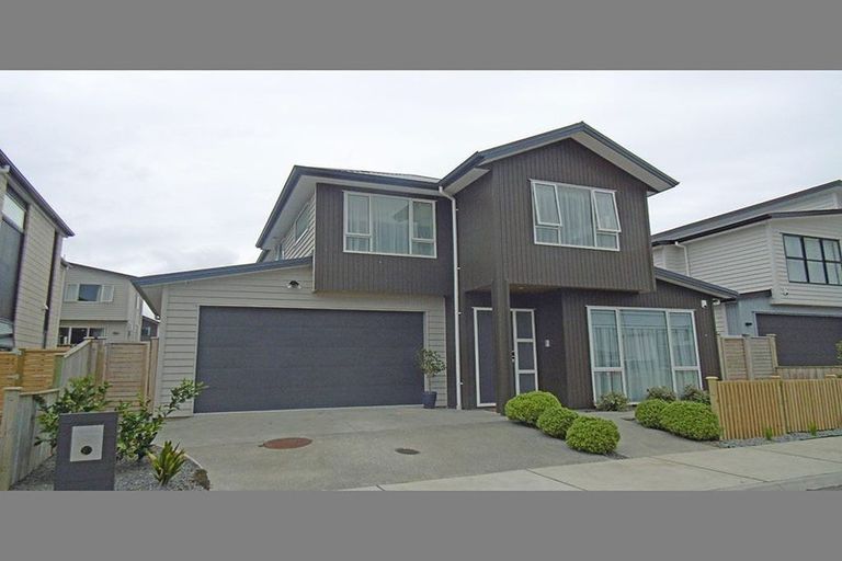 Photo of property in 26 Craigs Way, Hobsonville, Auckland, 0616