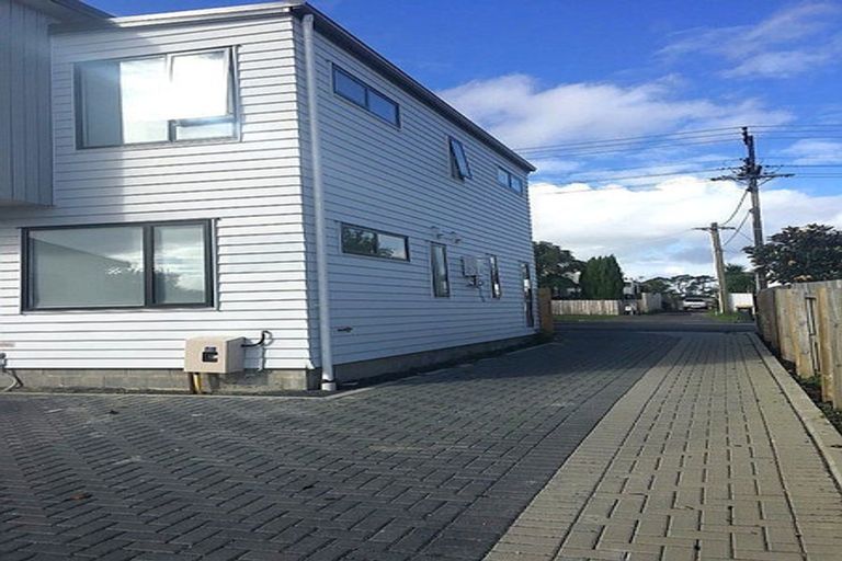 Photo of property in 69b Astley Avenue, New Lynn, Auckland, 0600