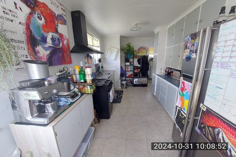 Photo of property in 51 Glenpark Avenue, Frankleigh Park, New Plymouth, 4310