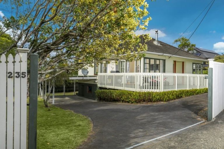 Photo of property in 1/235 Lake Road, Belmont, Auckland, 0622