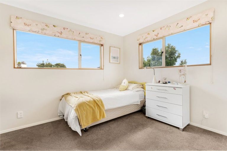 Photo of property in 5b Kawau Road, Greenlane, Auckland, 1061
