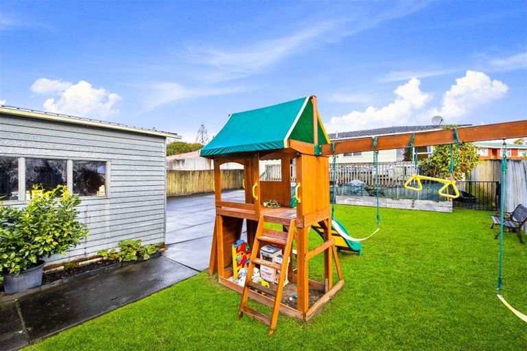 Photo of property in 42 Jillian Drive, Ranui, Auckland, 0612