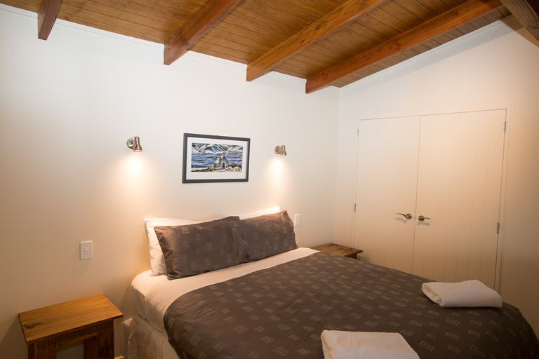 Photo of property in 19 Hamilton Drive, Lake Tekapo, 7999