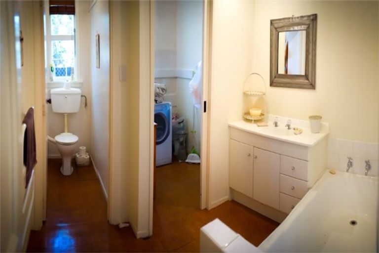 Photo of property in 67 Garden Road, Merivale, Christchurch, 8014