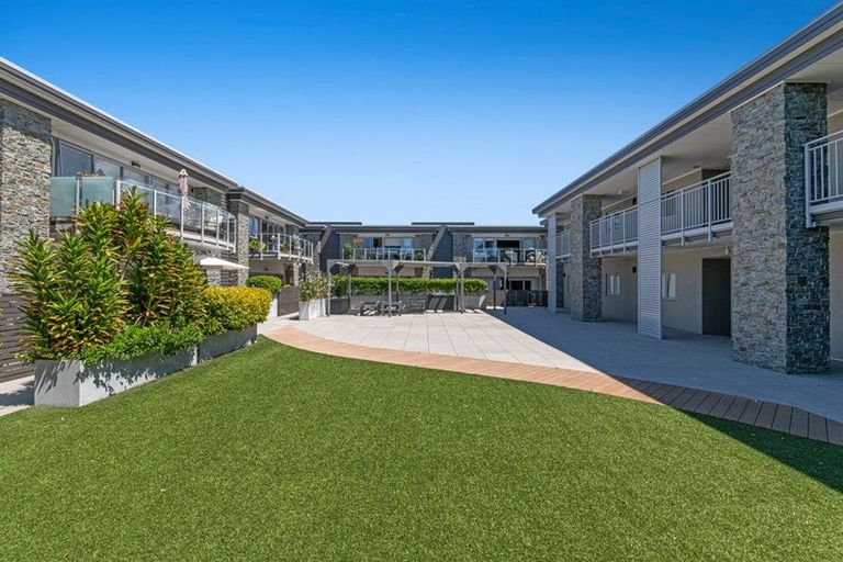 Photo of property in 206/252 Centreway Road, Orewa, 0931