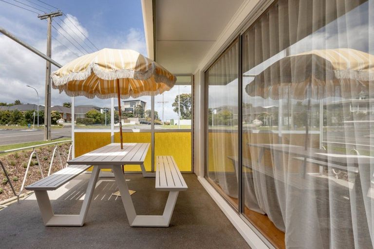Photo of property in 93 Oceanview Road, Mount Maunganui, 3116