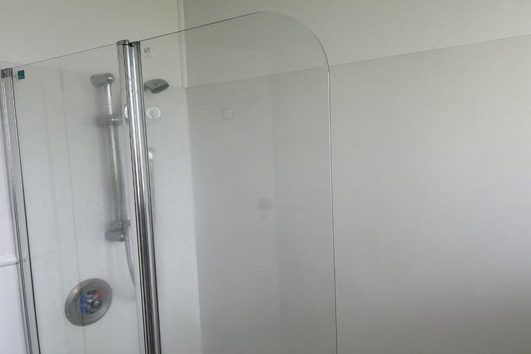 Photo of property in 17 Bristol Crescent, Roslyn, Palmerston North, 4414