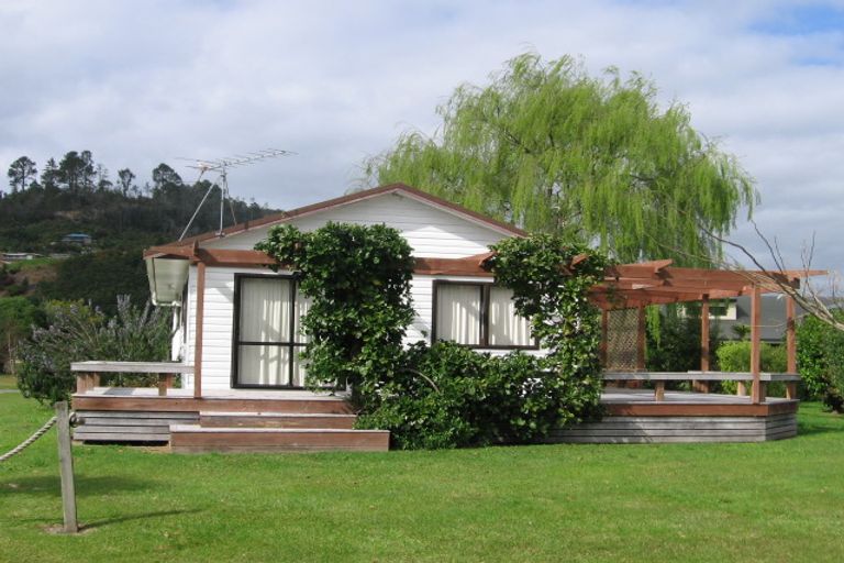 Photo of property in 11 Michelle Lane, Hahei, Whitianga, 3591