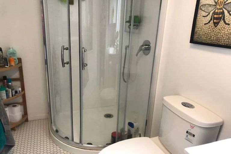 Photo of property in 131 Ruskin Road, Newlands, Wellington, 6037