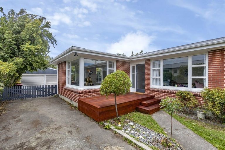 Photo of property in 28 Ashgrove Street, Rangiora, 7400