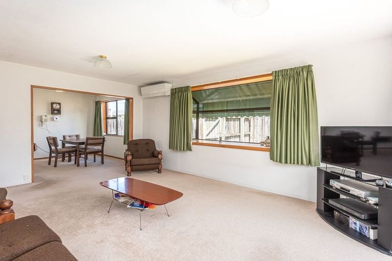 Photo of property in 2/61 Caledonian Road, St Albans, Christchurch, 8014