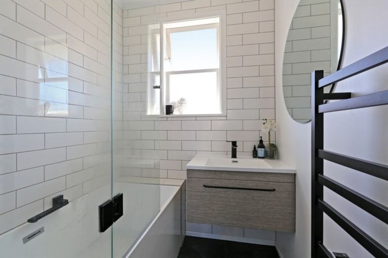 Photo of property in 615 Willow Place, Akina, Hastings, 4122