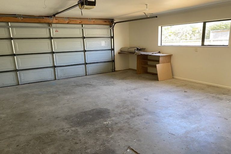 Photo of property in 9 Takahe Drive, Paraparaumu Beach, Paraparaumu, 5032