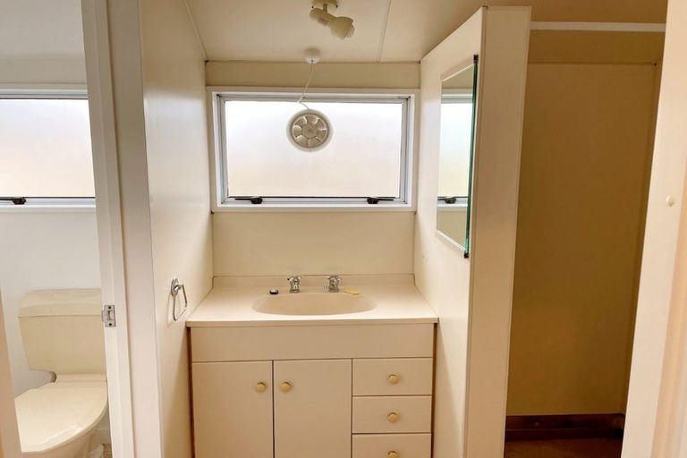 Photo of property in Burkedale Court, 8/105 Burke Street, Sydenham, Christchurch, 8023