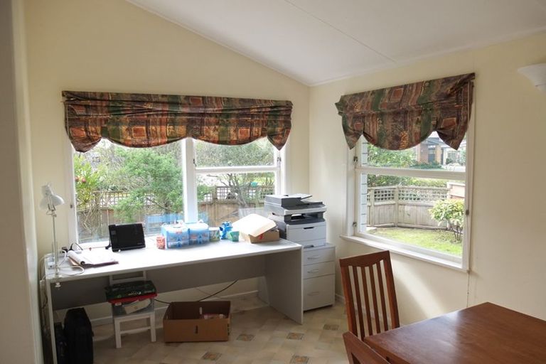 Photo of property in 27 Bernard Street, Chedworth, Hamilton, 3210