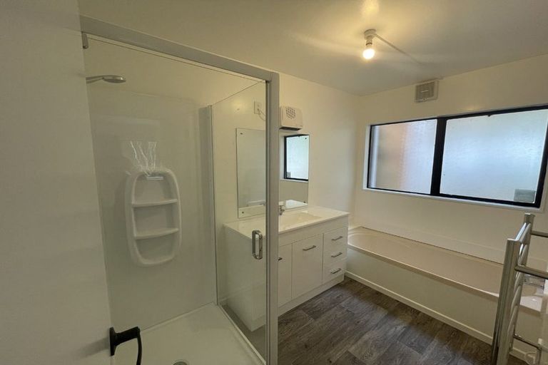 Photo of property in 6/44 Allington Road, Karori, Wellington, 6012