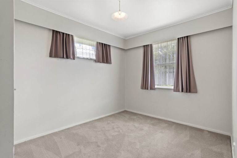 Photo of property in 23 Dellwood Avenue, Henderson, Auckland, 0612