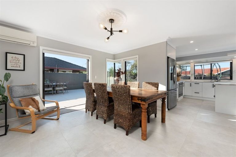 Photo of property in 37 Reilly Avenue, Mount Maunganui, 3116