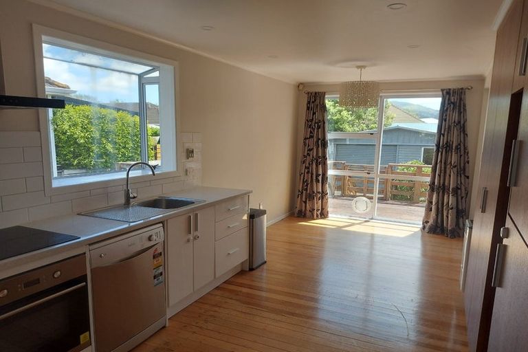 Photo of property in 83 Naenae Road, Naenae, Lower Hutt, 5011