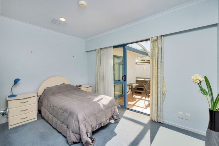 Photo of property in 33a Youngs Road, Papakura, 2110