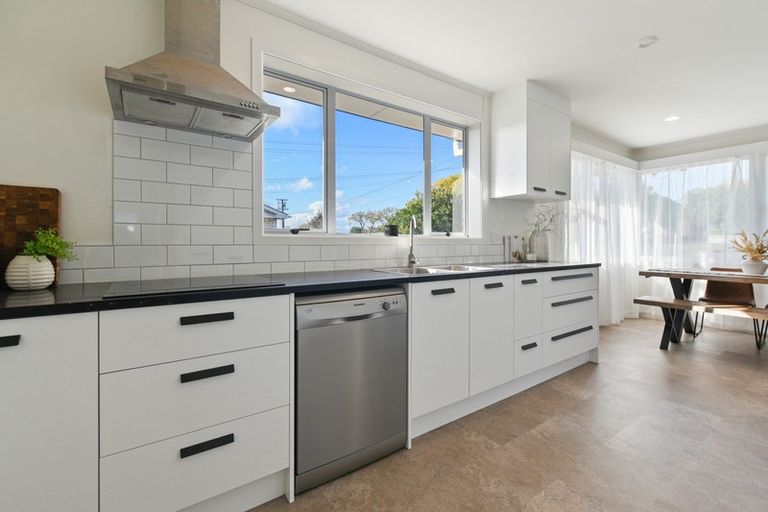 Photo of property in 48 Houchens Road, Glenview, Hamilton, 3206