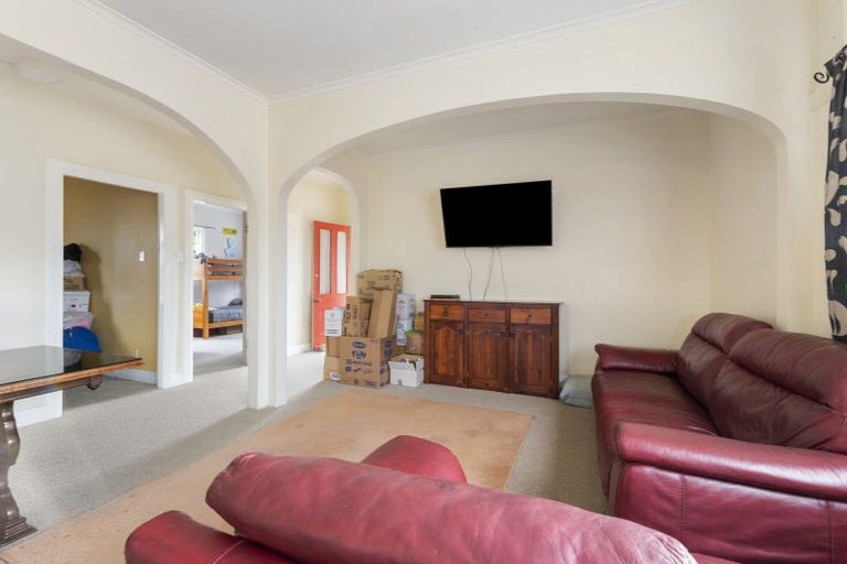 Photo of property in 36 Balmoral Street, Levin, 5510