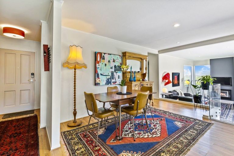 Photo of property in 9 Lingard Grove, Brooklyn, Wellington, 6021