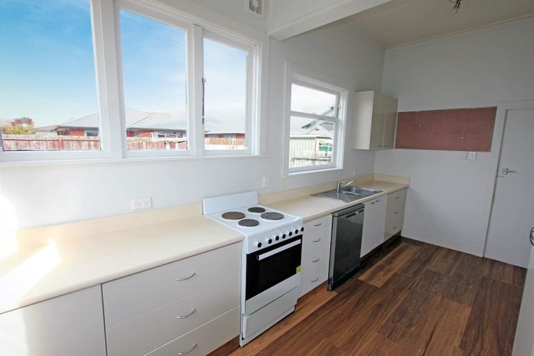 Photo of property in 107 Oxford Street, South Dunedin, Dunedin, 9012