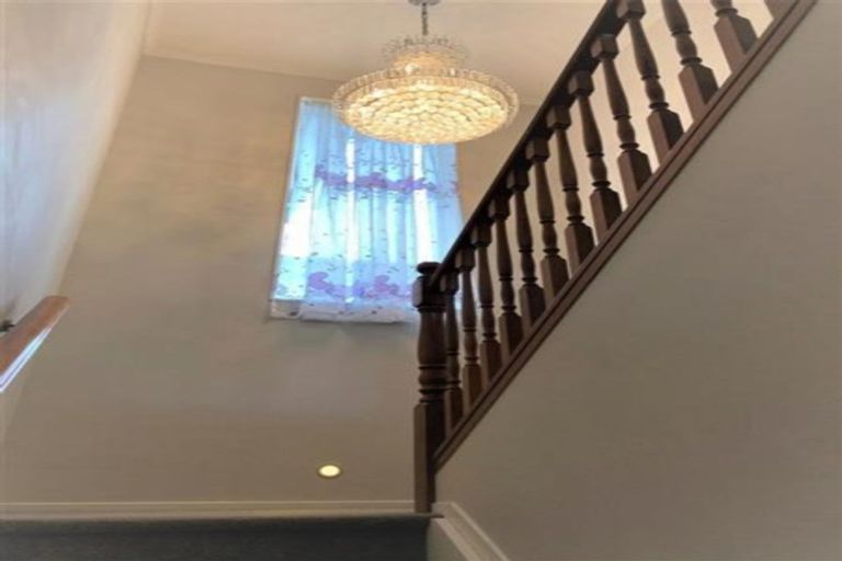 Photo of property in 13 Sunshine Lane, Flat Bush, Auckland, 2019