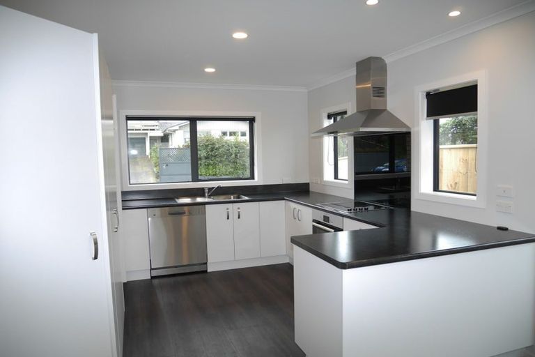 Photo of property in 12 William Street, Waikanae Beach, Waikanae, 5036