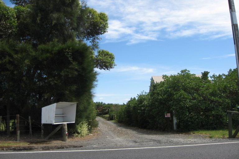 Photo of property in 299a Clarks Beach Road, Clarks Beach, Pukekohe, 2679