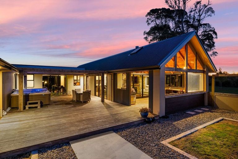 Photo of property in 21a Hardings Road, Riverlands, Blenheim, 7274
