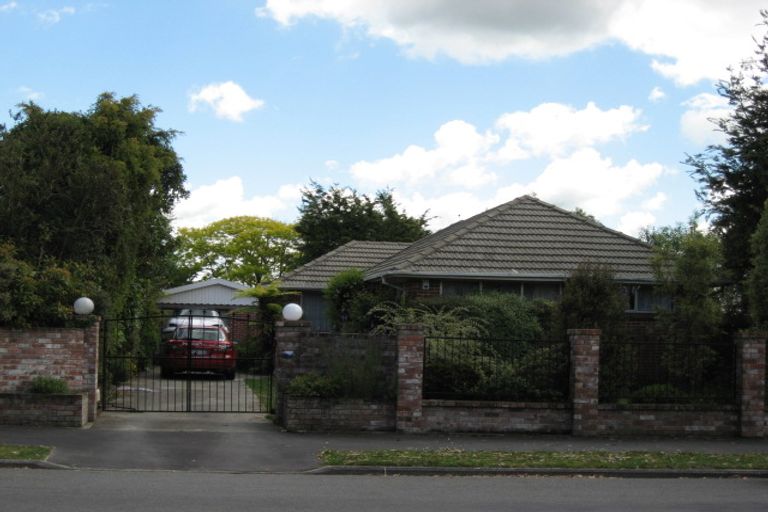 Photo of property in 24 Kendal Avenue, Burnside, Christchurch, 8053