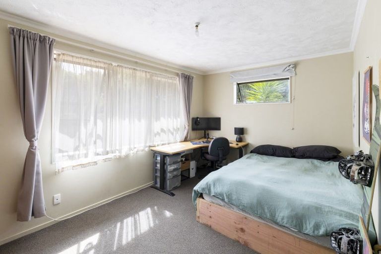 Photo of property in 27 Ngahue Crescent, Carters Beach, Westport, 7825