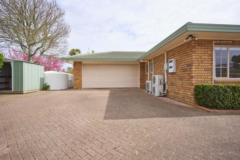 Photo of property in 39 Merlot Heights, Huapai, Kumeu, 0810