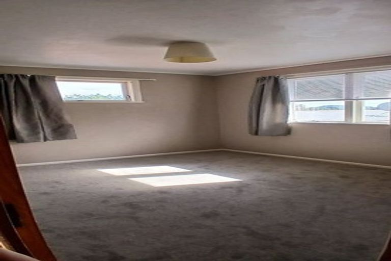 Photo of property in 47 Cardiff Road, Pakuranga, Auckland, 2010