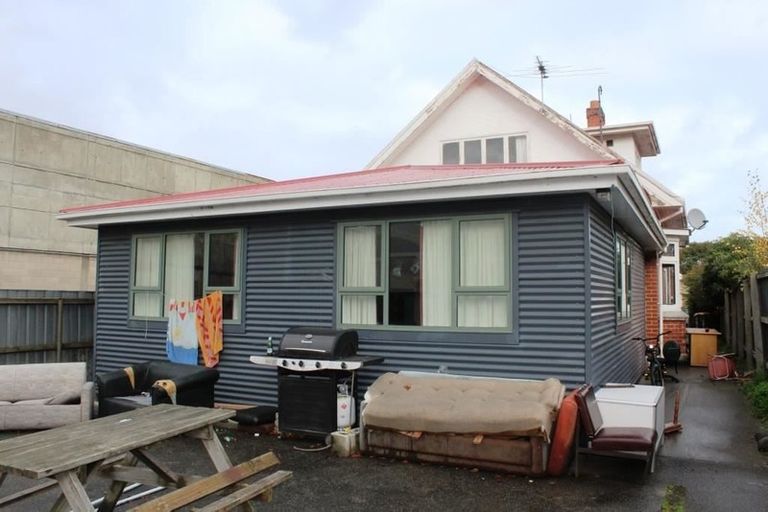 Photo of property in 28 Duke Street, North Dunedin, Dunedin, 9016