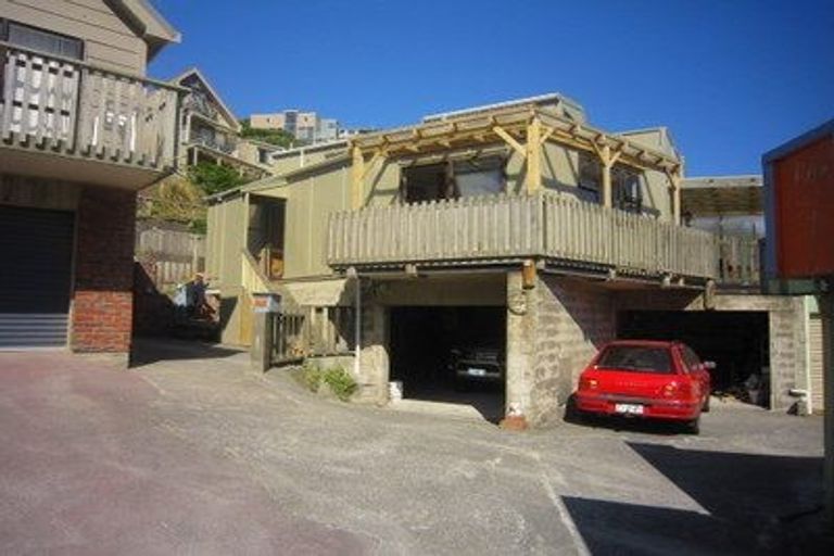 Photo of property in 52 Owhiro Bay Parade, Owhiro Bay, Wellington, 6023